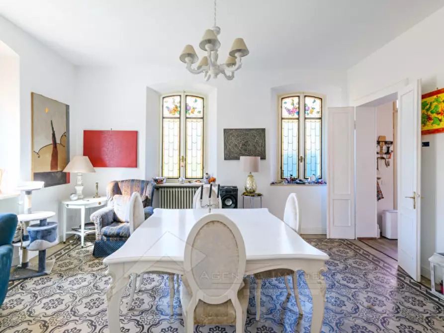 Immagine 17 di Villa in vendita  in Via Camillo Benso Conte di Cavour 40 a Castelletto Sopra Ticino