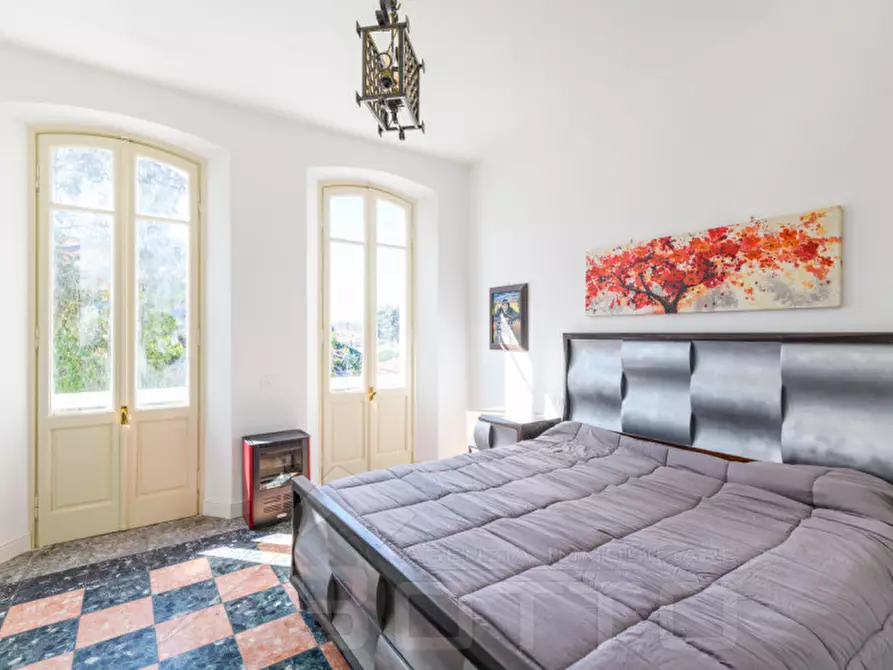 Immagine 23 di Villa in vendita  in Via Camillo Benso Conte di Cavour 40 a Castelletto Sopra Ticino