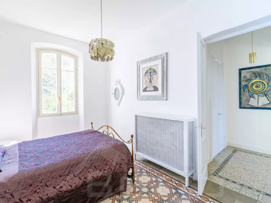 Immagine 31 di Villa in vendita  in Via Camillo Benso Conte di Cavour 40 a Castelletto Sopra Ticino