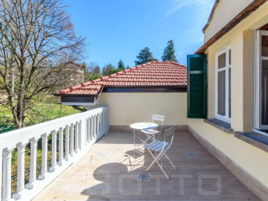 Immagine 32 di Villa in vendita  in Via Camillo Benso Conte di Cavour 40 a Castelletto Sopra Ticino