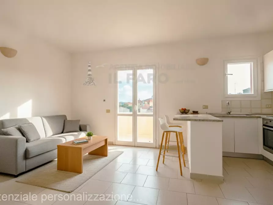 Immagine 6 di Appartamento in vendita  in via Chiusedda a La Maddalena