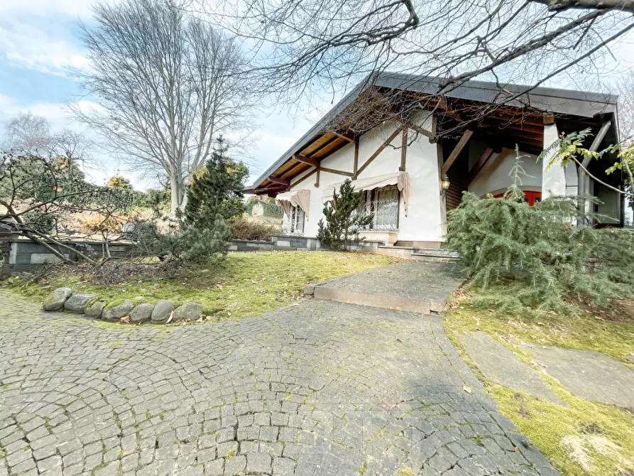 Immagine 4 di Villa in vendita  in Via Cesare Battisti 45 a Invorio