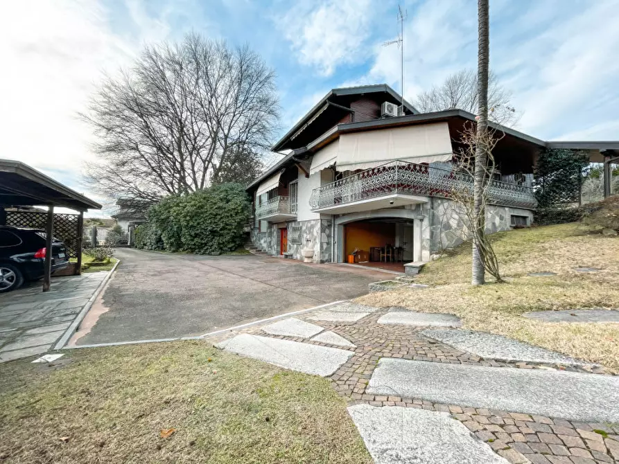 Immagine 8 di Villa in vendita  in Via Cesare Battisti 45 a Invorio