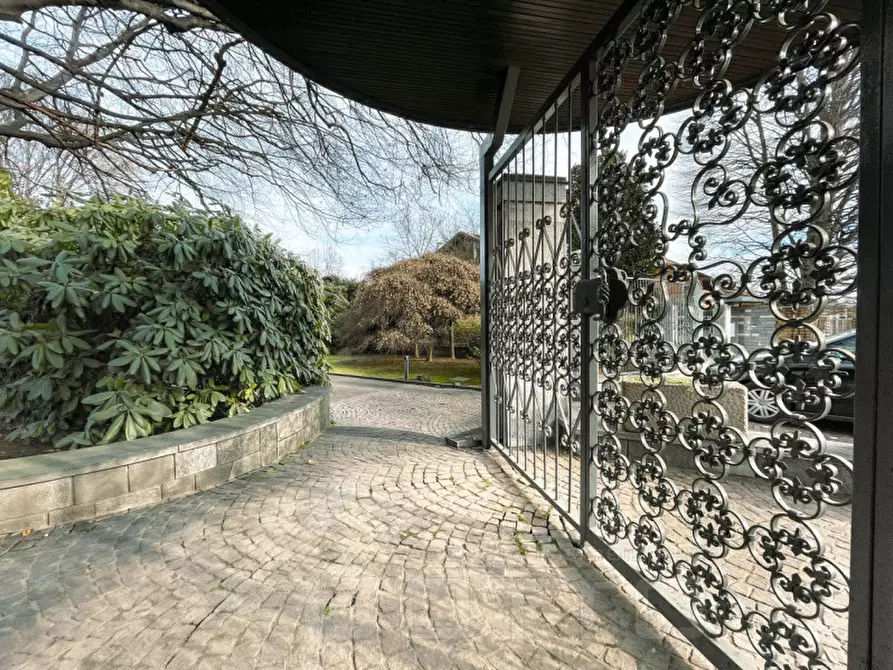 Immagine 54 di Villa in vendita  in Via Cesare Battisti 45 a Invorio