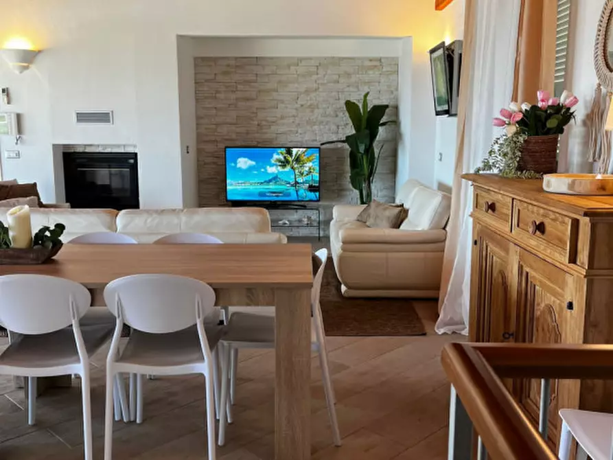 Immagine 19 di Villa in vendita  a Golfo Aranci