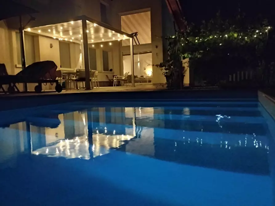 Immagine 12 di Casa bifamiliare in vendita  a Mirano