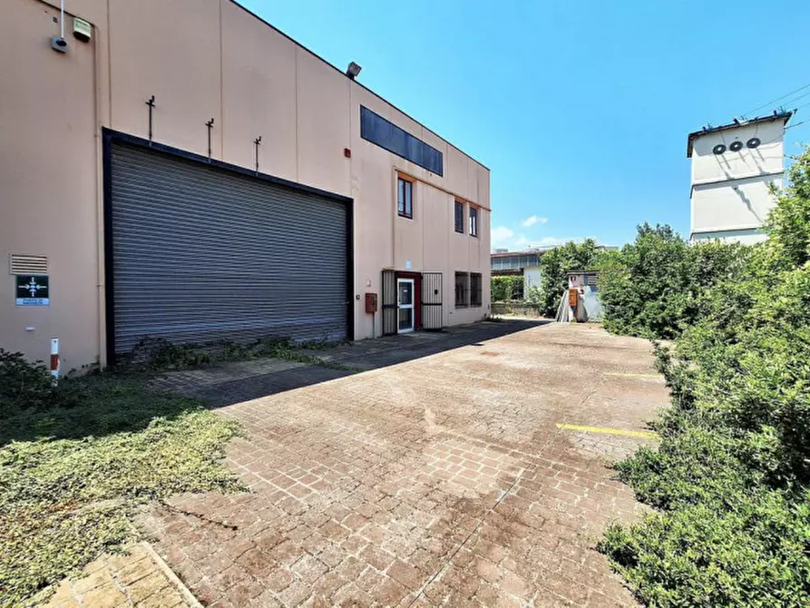 Immagine 2 di Agriturismo in vendita  in Via Lago di Martignano, N. snc a Roma