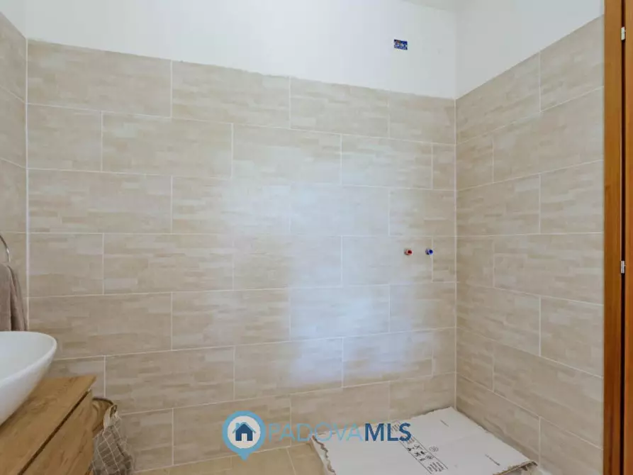 Immagine 13 di Rustico / casale in vendita  in Via Sassoni a Cinto Euganeo