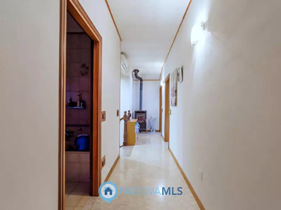 Immagine 15 di Rustico / casale in vendita  in Via Sassoni a Cinto Euganeo