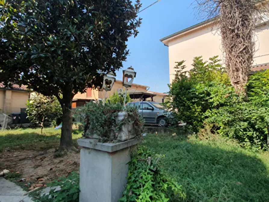 Immagine 23 di Appartamento in vendita  in VIA GAZZOLI a Novi Di Modena
