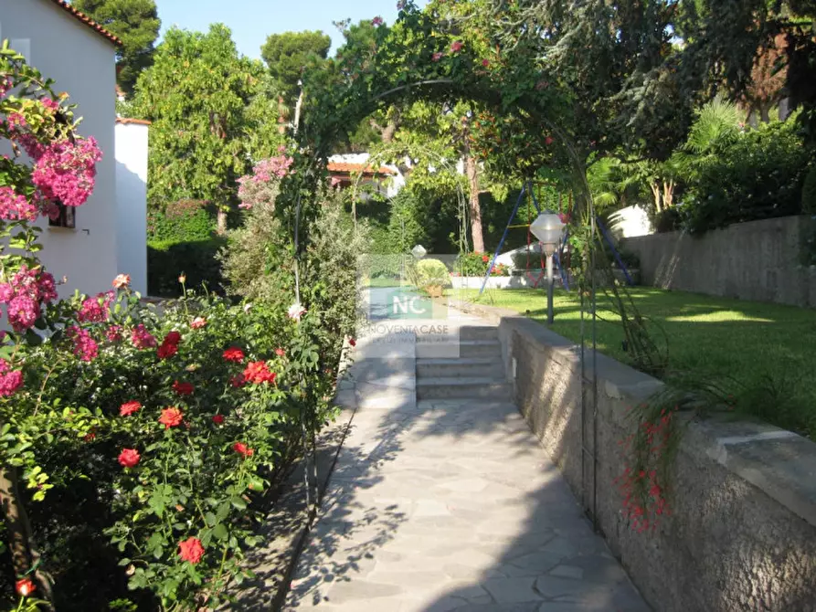 Immagine 38 di Villa in vendita  in via baiola 176 a Forio