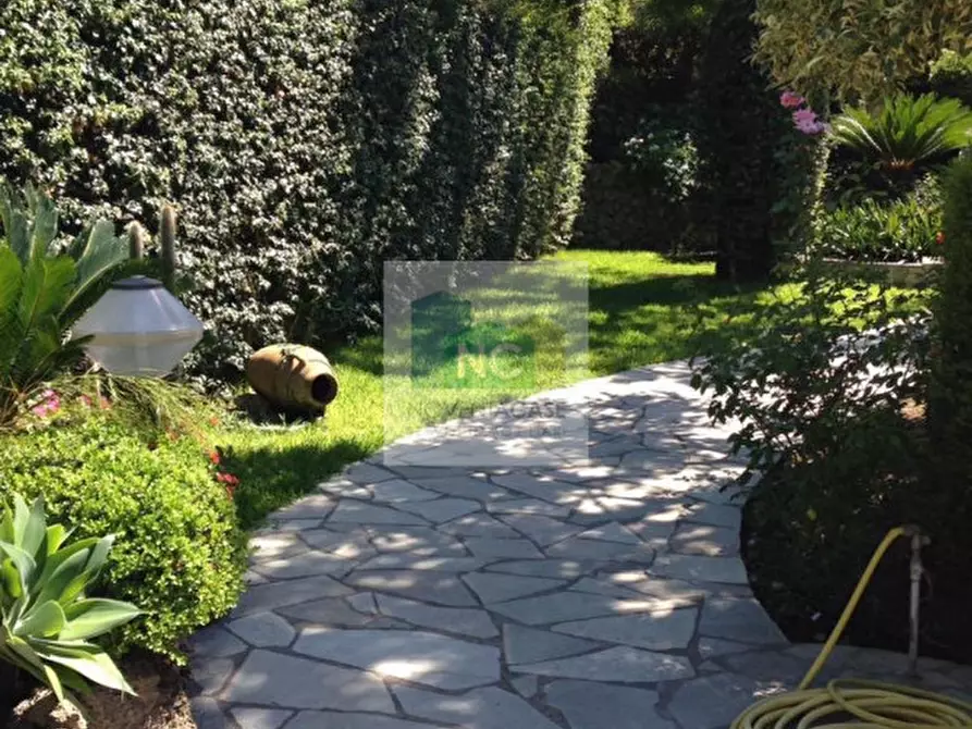 Immagine 42 di Villa in vendita  in via baiola 176 a Forio