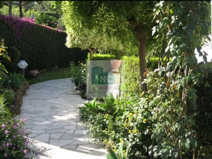 Immagine 43 di Villa in vendita  in via baiola 176 a Forio