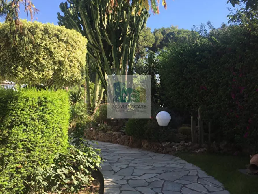 Immagine 54 di Villa in vendita  in via baiola 176 a Forio