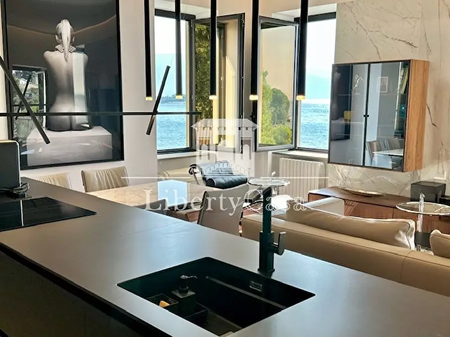 Immagine 2 di Appartamento in affitto  in Via Roma a Toscolano-Maderno