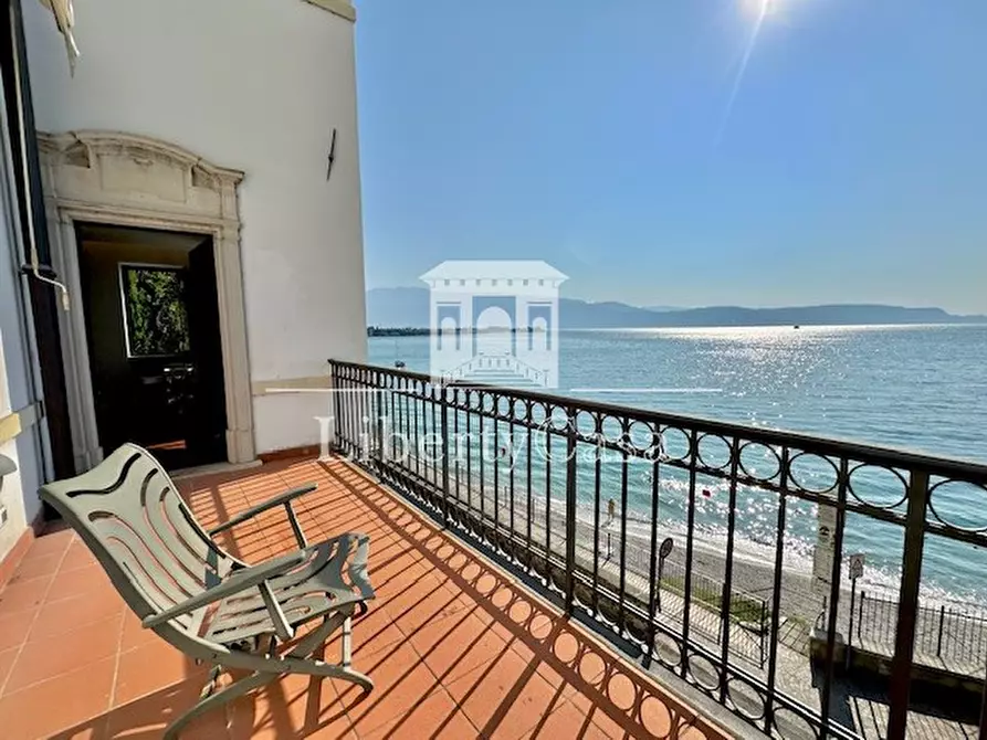 Immagine 3 di Appartamento in affitto  in Via Roma a Toscolano-Maderno