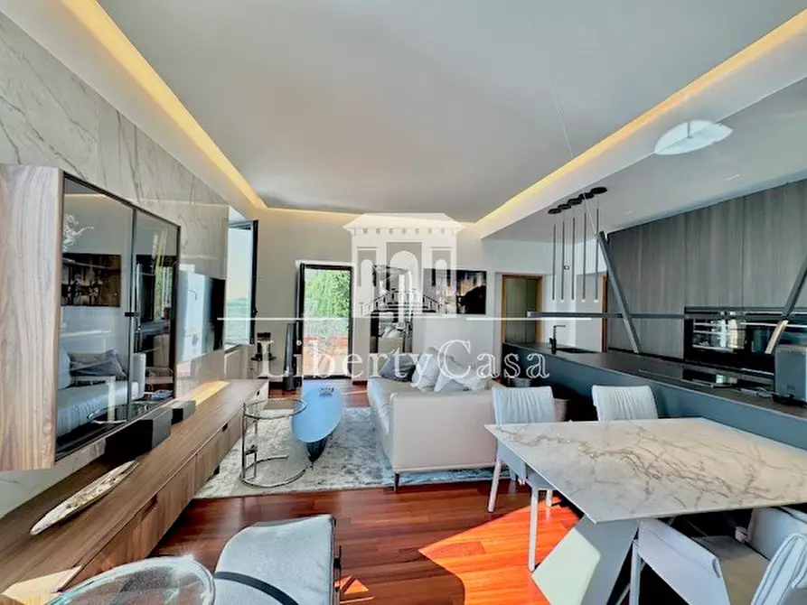 Immagine 4 di Appartamento in affitto  in Via Roma a Toscolano-Maderno