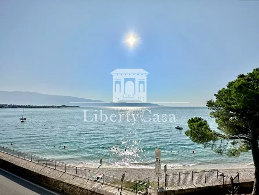 Immagine 18 di Appartamento in affitto  in Via Roma a Toscolano-Maderno