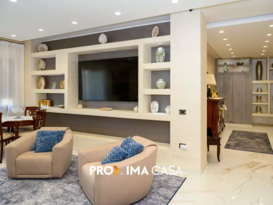 Immagine 9 di Appartamento in vendita  in via Plava 14 a Battipaglia