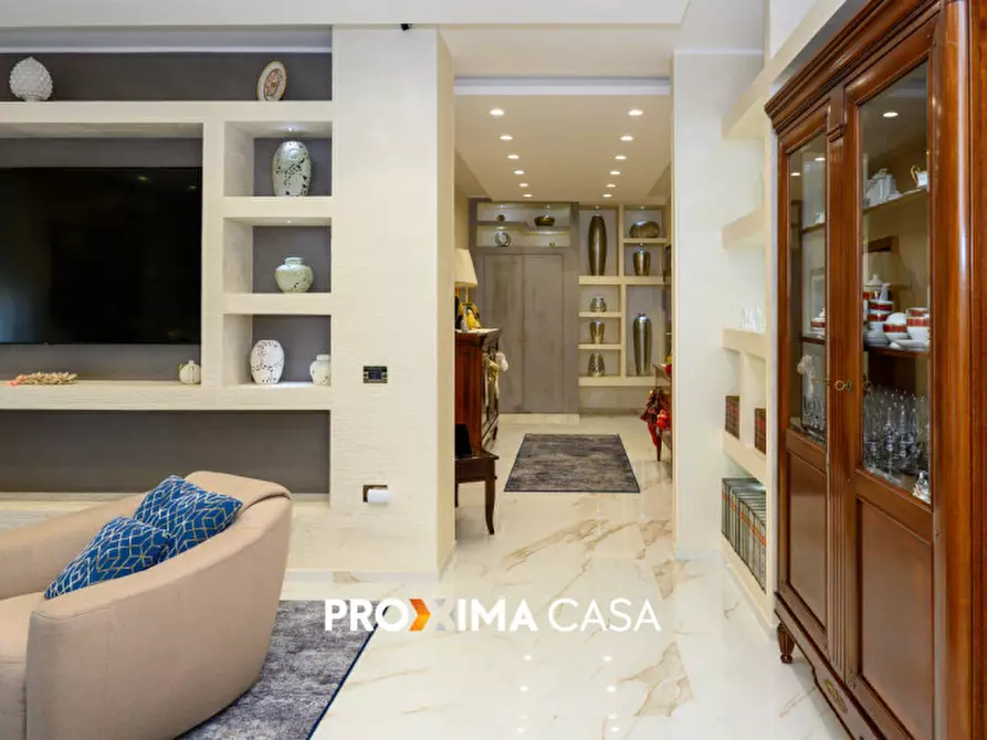 Immagine 30 di Appartamento in vendita  in via Plava 14 a Battipaglia