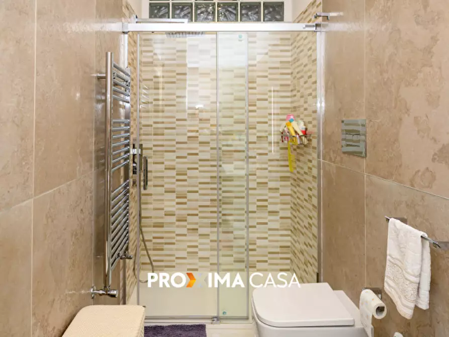 Immagine 31 di Appartamento in vendita  in via Plava 14 a Battipaglia