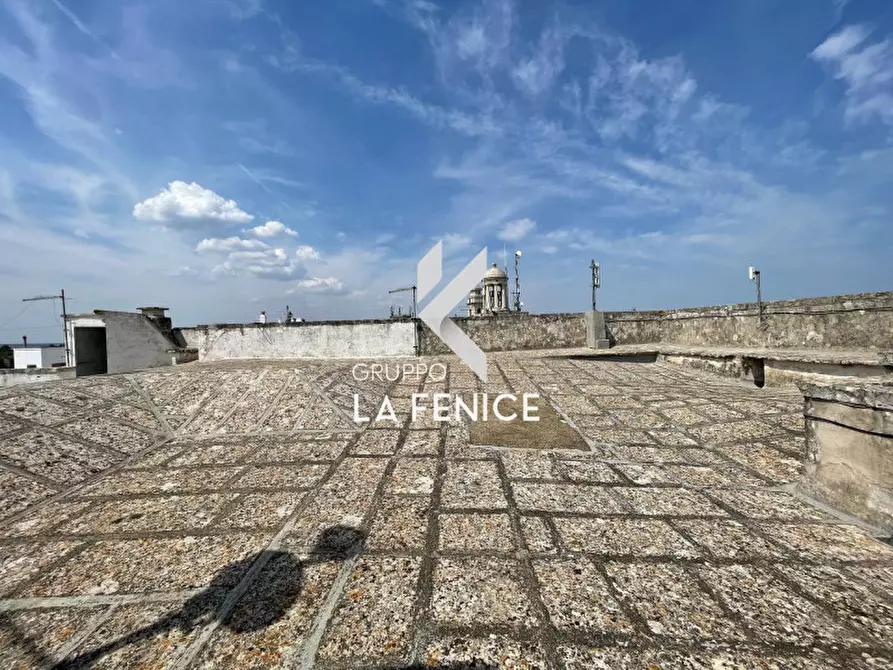 Immagine 37 di Casa indipendente in vendita  in via Dura a Locorotondo