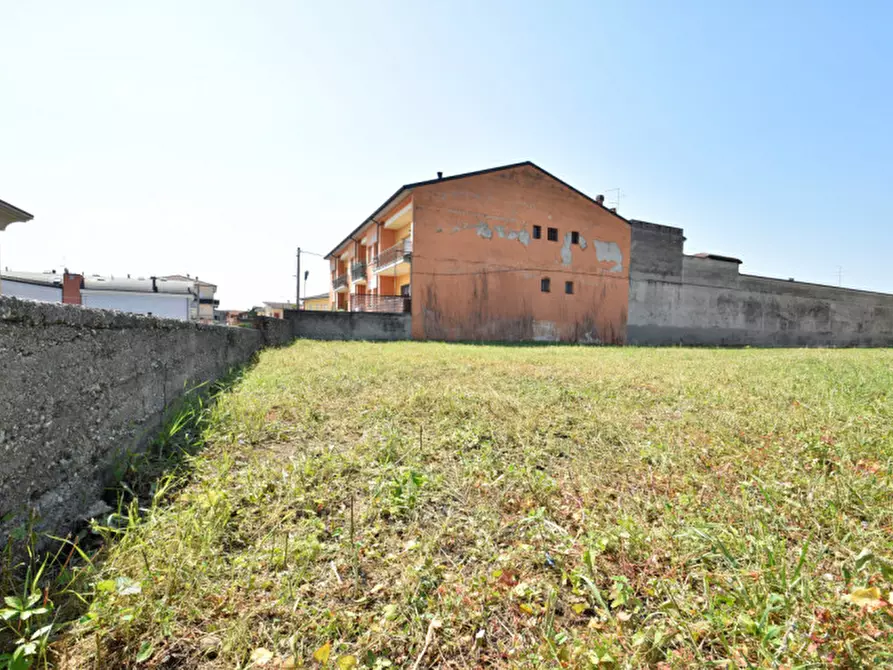 Immagine 5 di Terreno in vendita  in Via Polda a Bussolengo