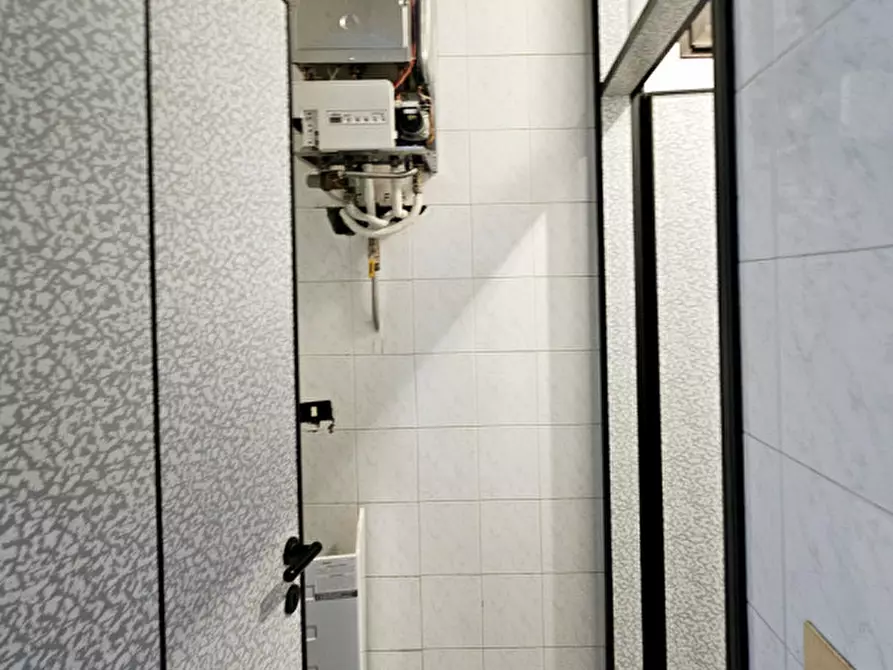 Immagine 8 di Negozio in affitto  in VIA CESARE BATTISTI a Monselice