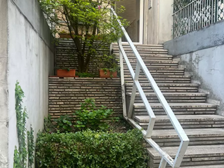 Immagine 1 di Appartamento in vendita  in via dei Castellani a Schio