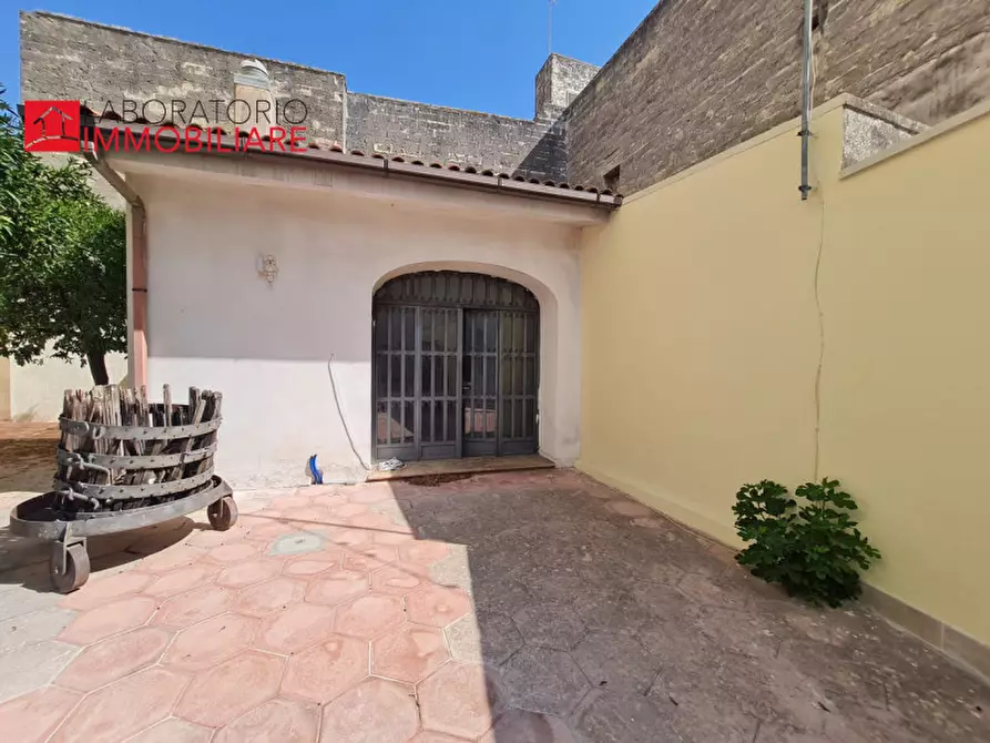 Immagine 4 di Appartamento in vendita  in via Provinciale a Guagnano