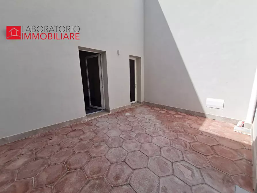 Immagine 26 di Appartamento in vendita  in via Provinciale a Guagnano