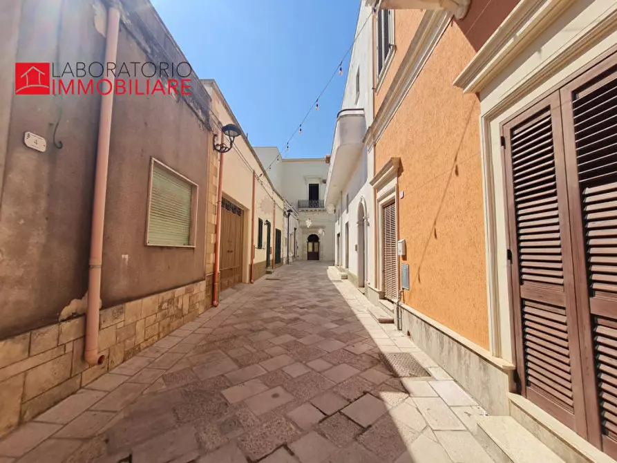 Immagine 48 di Appartamento in vendita  in via Provinciale a Guagnano