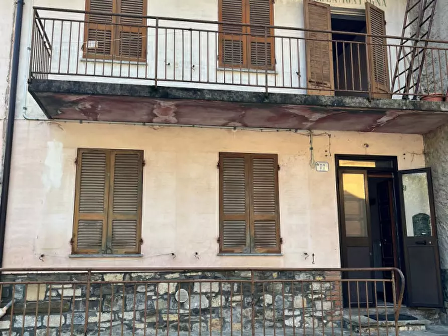 Immagine 1 di Casa indipendente in vendita  in Località Sivizzo a Corniglio