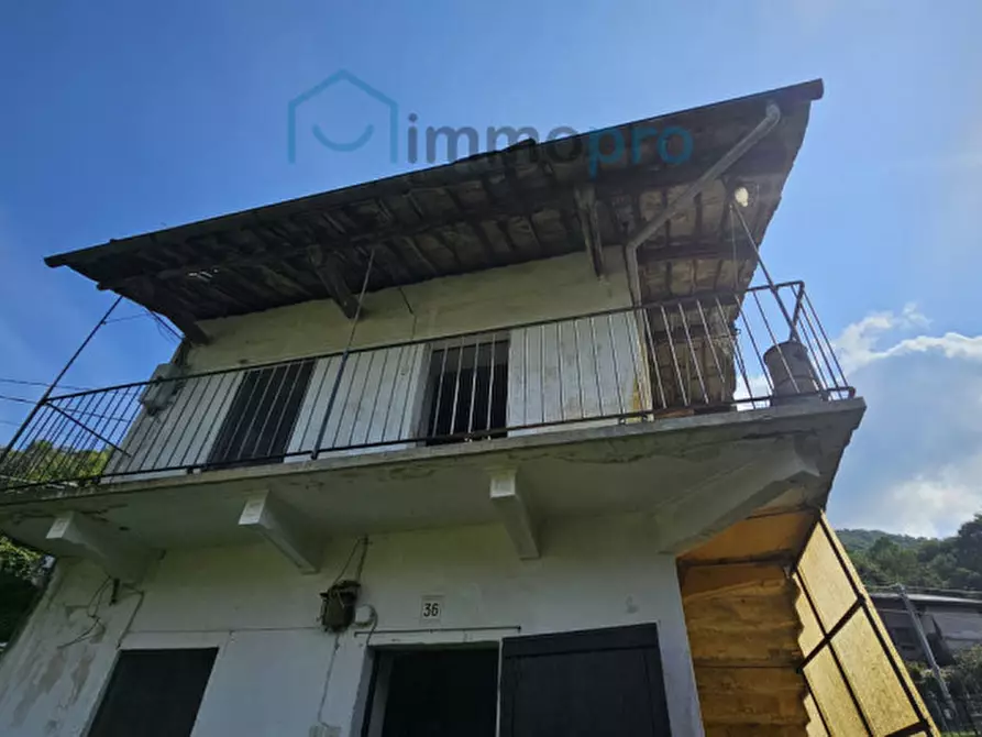 Immagine 1 di Rustico / casale in vendita  in Frazione Doblazio a Pont Canavese