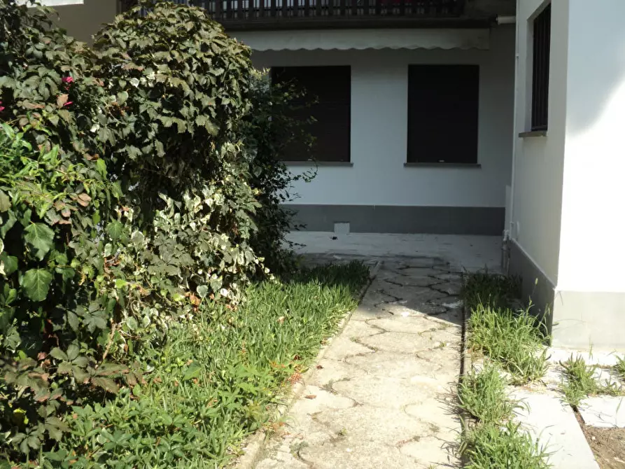 Immagine 2 di Villetta a schiera in vendita  in VIA GIOTTO 37 a Comacchio