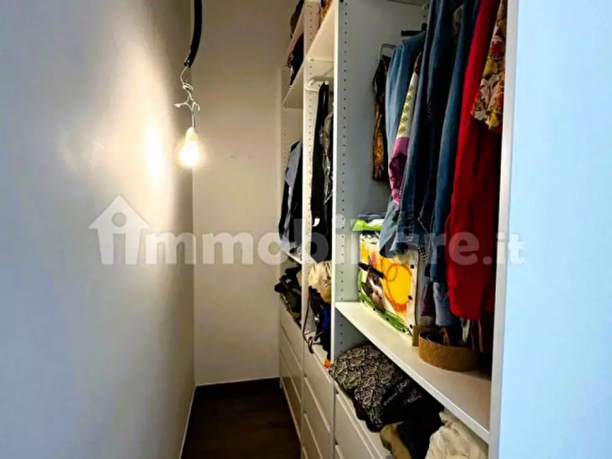 Immagine 11 di Appartamento in vendita  in Via Emilia Ponente 87 a Bologna