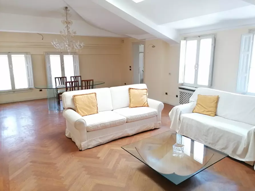 Immagine 1 di Appartamento in affitto  in VIA DEI SERVI a Modena