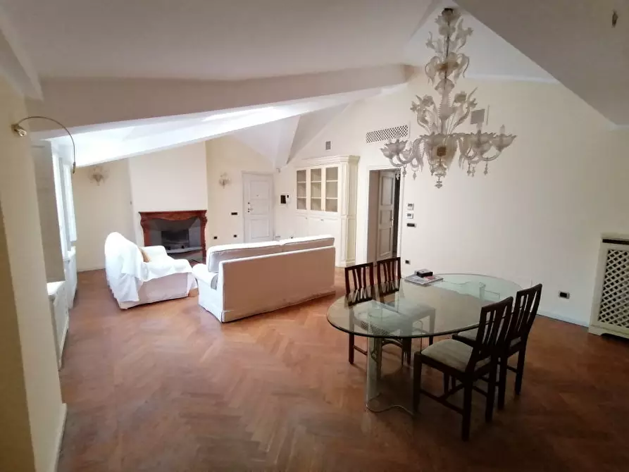 Immagine 5 di Appartamento in affitto  in VIA DEI SERVI a Modena