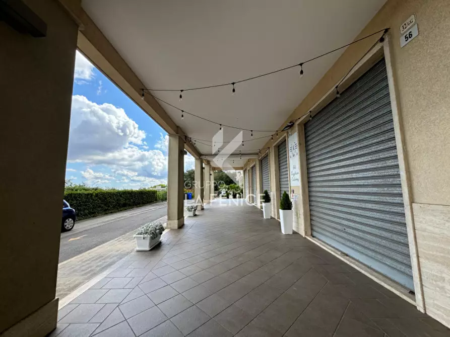 Immagine 4 di Attività commerciale in vendita  in Via Sallustio 32 a Martina Franca