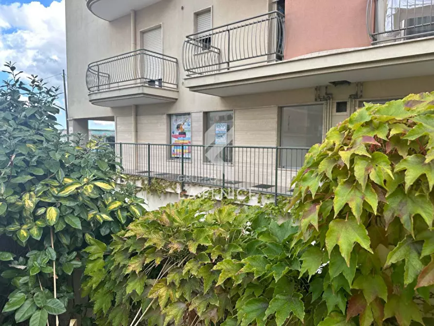 Immagine 16 di Attività commerciale in vendita  in Via Sallustio 32 a Martina Franca