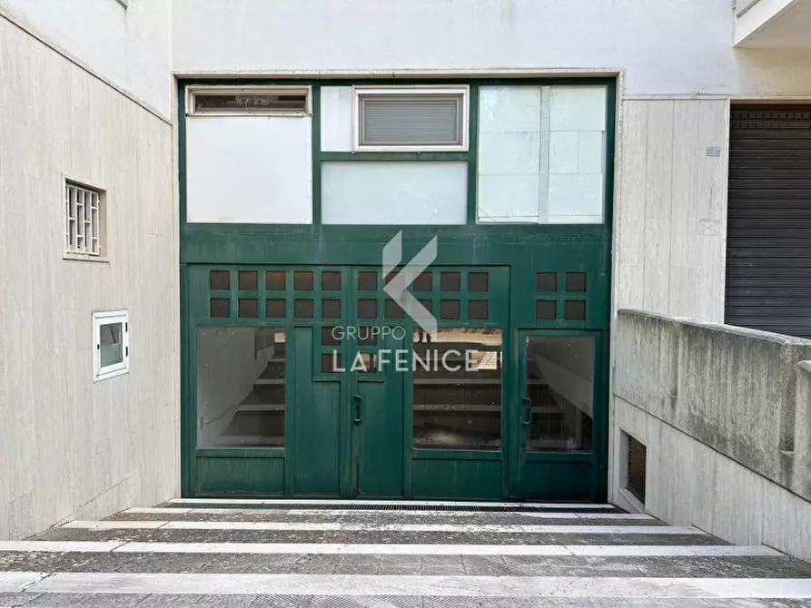 Immagine 3 di Magazzino in vendita  in Via Mottola 27/N a Martina Franca