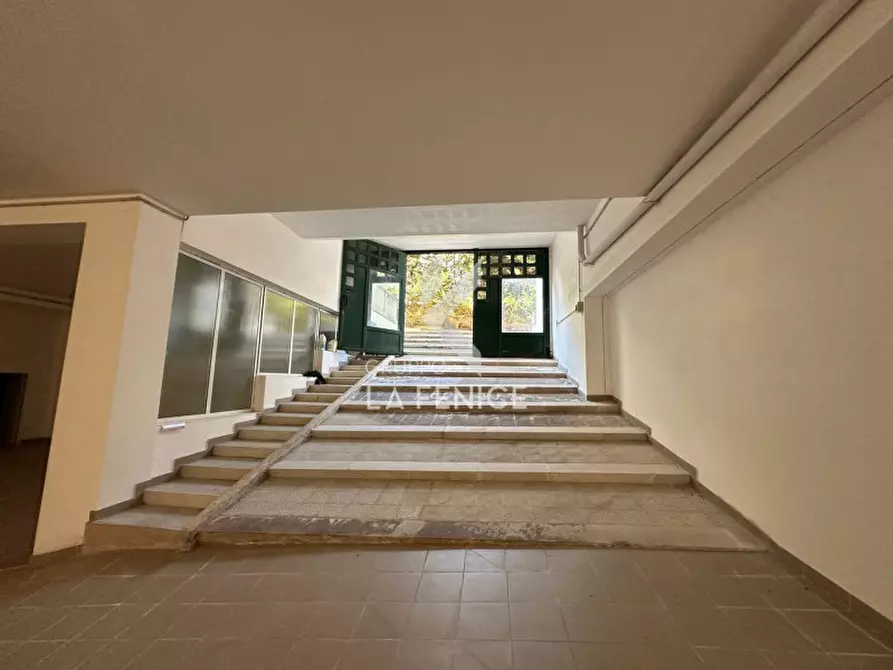 Immagine 13 di Magazzino in vendita  in Via Mottola 27/N a Martina Franca