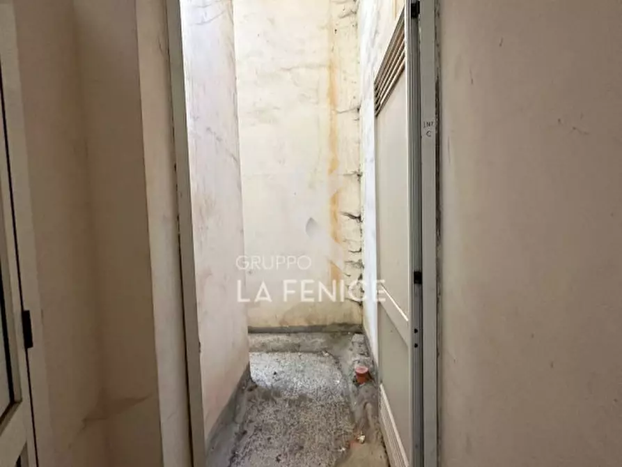 Immagine 16 di Magazzino in vendita  in Via Mottola 27/N a Martina Franca
