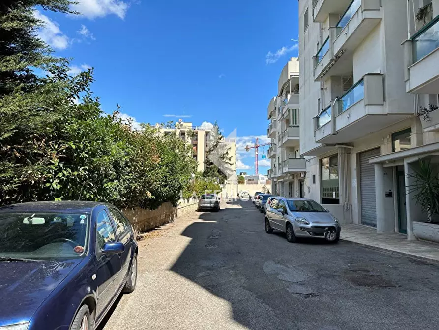 Immagine 20 di Magazzino in vendita  in Via Mottola 27/N a Martina Franca