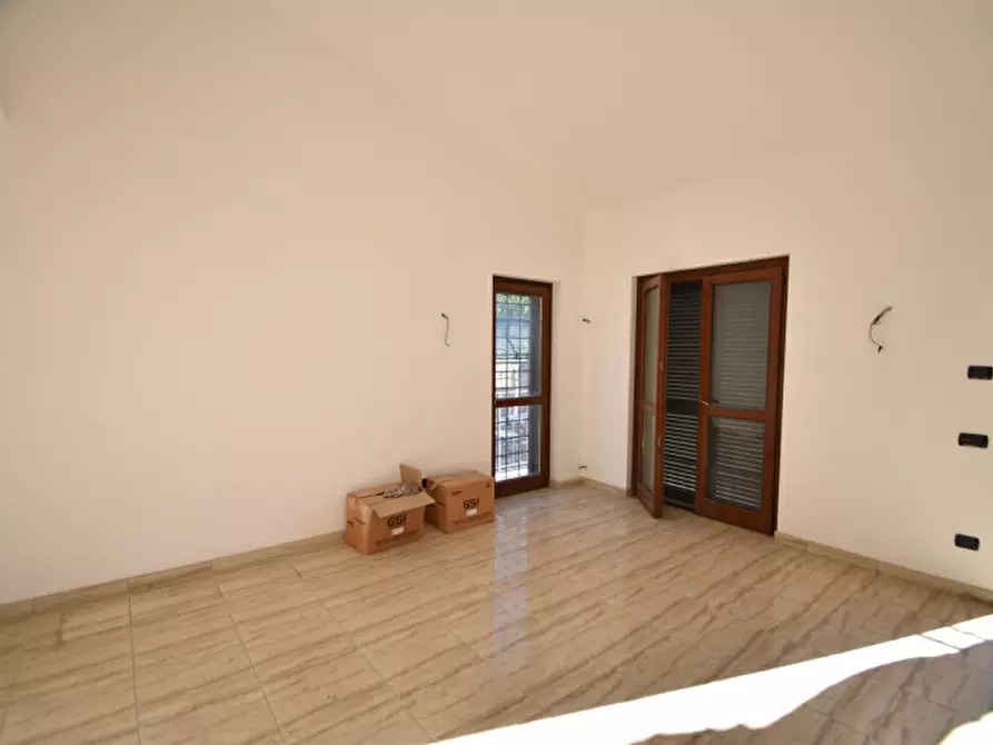 Immagine 15 di Appartamento in vendita  in VIA ARGENTERA a Roma