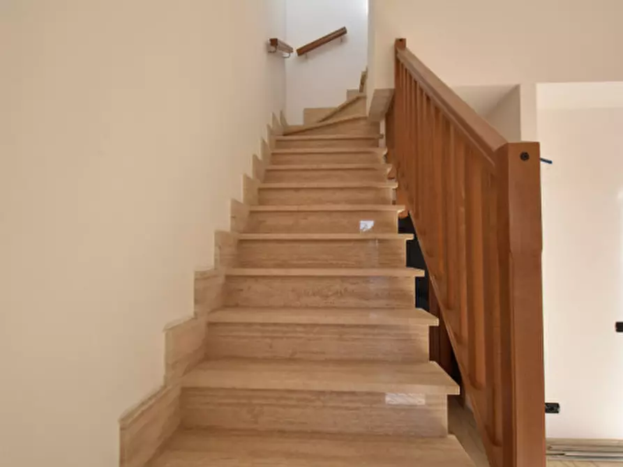 Immagine 22 di Appartamento in vendita  in VIA ARGENTERA a Roma