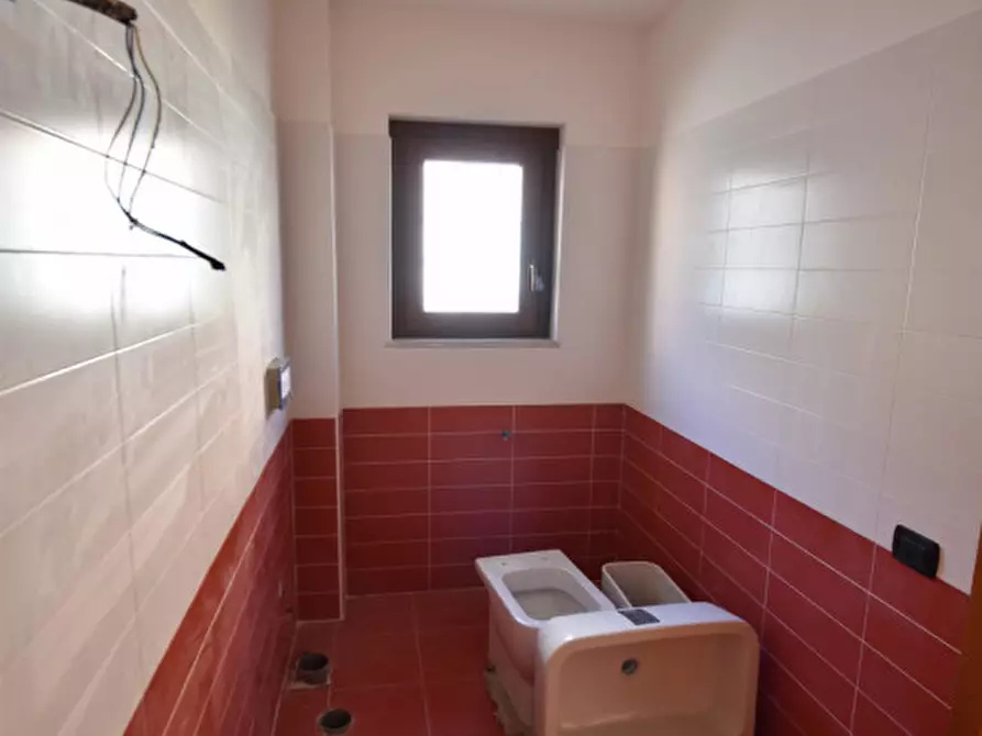 Immagine 26 di Appartamento in vendita  in VIA ARGENTERA a Roma