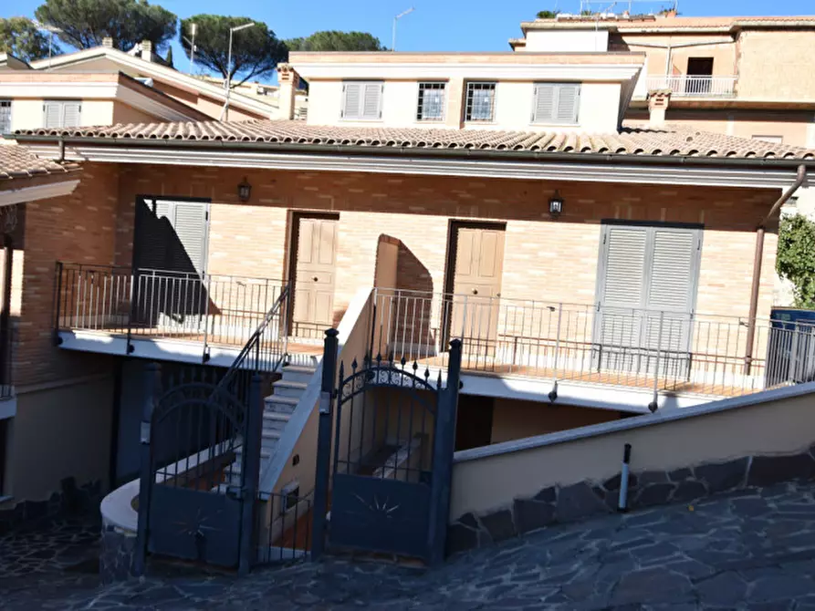 Immagine 6 di Appartamento in vendita  in VIA ARGENTERA a Roma