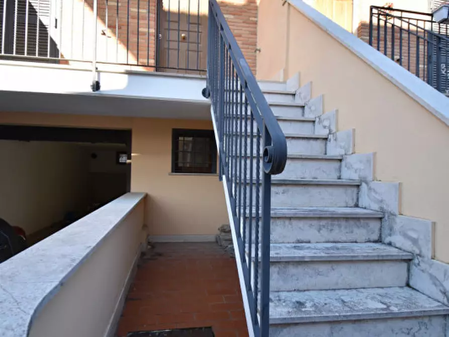 Immagine 7 di Appartamento in vendita  in VIA ARGENTERA a Roma