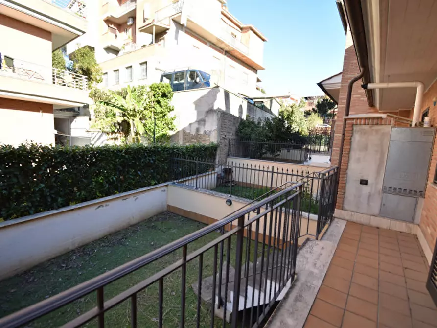 Immagine 15 di Appartamento in vendita  in VIA ARGENTERA a Roma